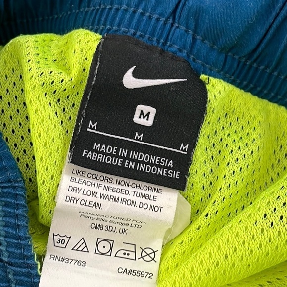 ❤️ NIKE Swim Trunks Size M - Picture 4 of 4
